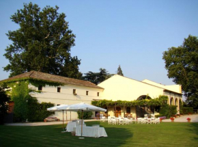  Villa Schiavi  Сермиде